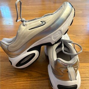 Nike women’s air max portal